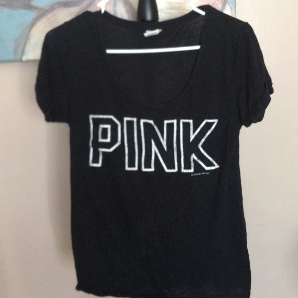 Women’s short sleeved PINK tee